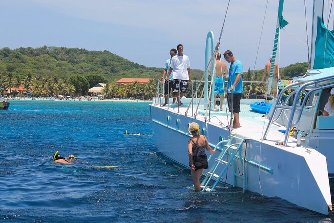 Catamaran Cruise, Open Bar, Food and Snorkeling - Roatan’s West Bay or West End Start: What Your Morning Actually Looks Like
