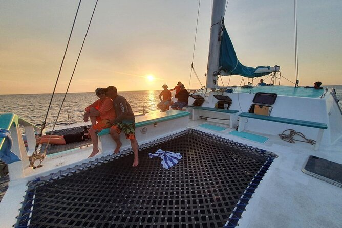 Catamaran Cruise, Open Bar, Food and Snorkeling - Transportation and Meeting Points: Getting From Your Hotel to the Dock