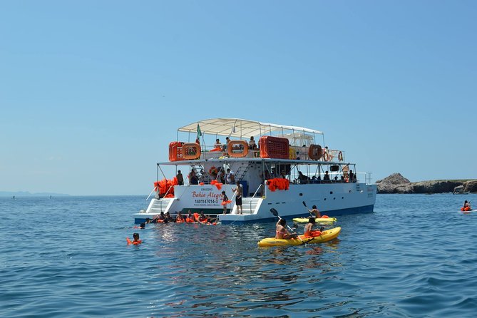 Catamaran Islas Marietas - Snorkel & Open Bar - Marietas Islands National Park: The draw is simple