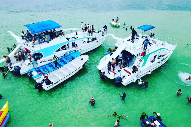 Catamaran party in Punta Cana with open bar, music and more - Best fit: who this catamaran party is for