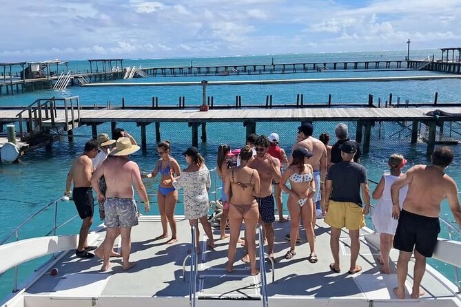 Catamaran party in Punta Cana with open bar, music and more - How to make it work smoothly on a 5-hour schedule