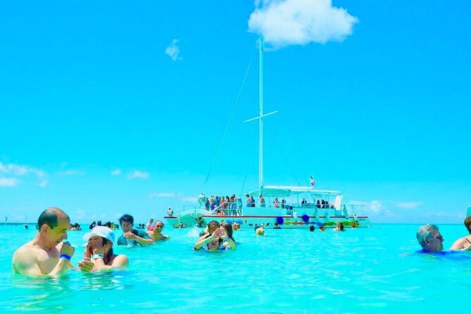 Day Trip to Saona Island with Lunch and Open Bar - Sailing on Speedboat and Catamaran: The Ride Experience