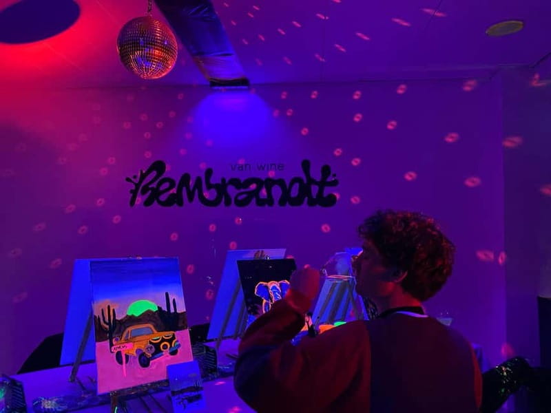 London: Bottomless Sip & Paint in the Dark - What you do when you arrive