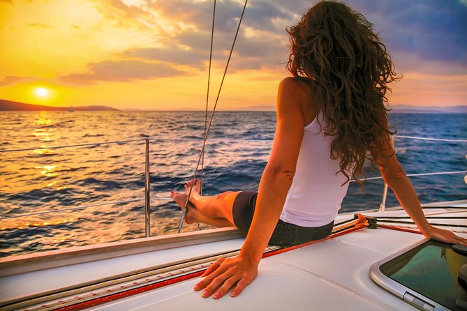 Los Cabos Luxury Sunset Sail with Light Appetizers and Open Bar - Getting There in Cabo: Pickup Timing and Marina Check-In Reality