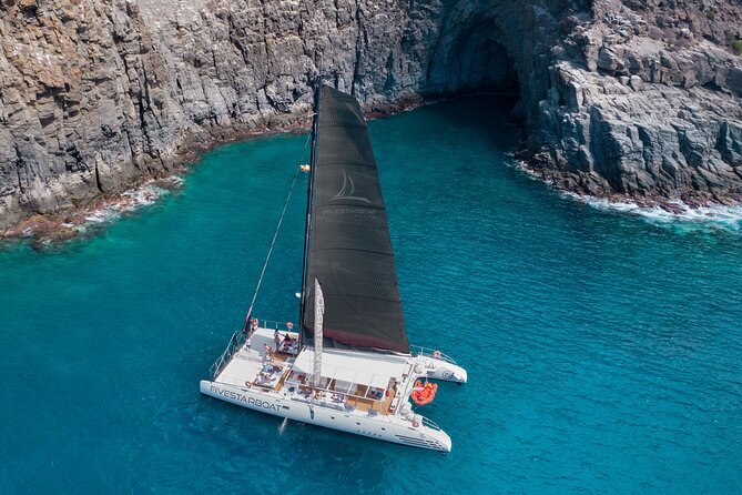 Luxury Catamaran Cruise with Brunch and Unlimited Drinks - Key things that make this cruise worth your time