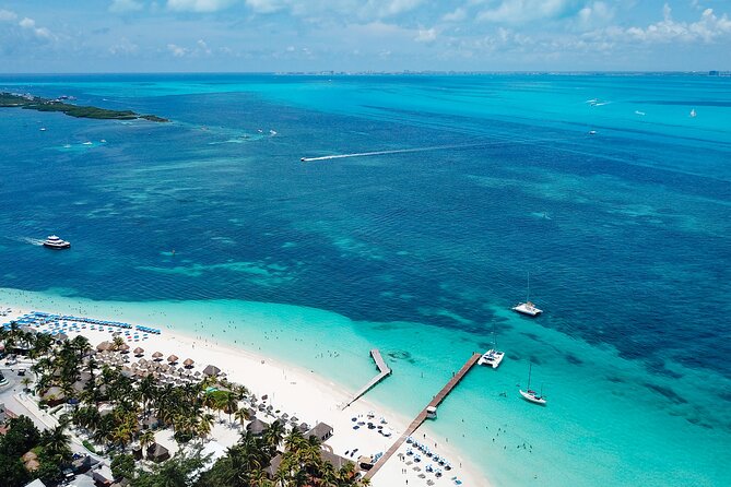 Luxury Sailing Experience to Isla Mujeres with Lunch & Open Bar - SUP Paddle Boards: A Hands-On Way to Enjoy Isla Mujeres Water