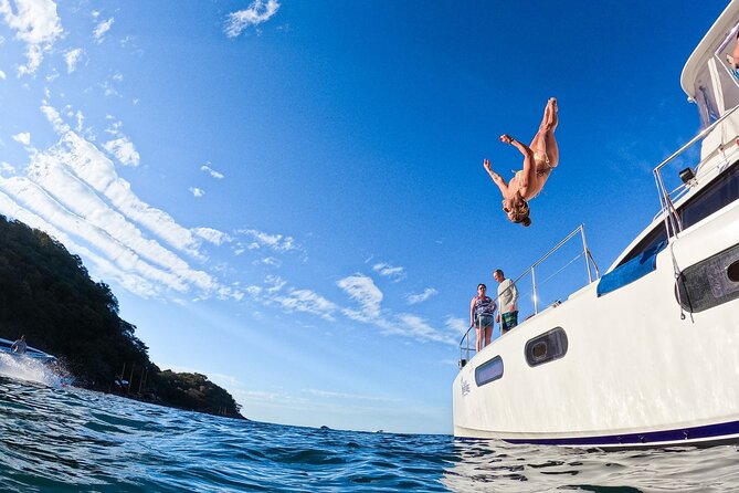 Luxury Yacht & Snorkel with All inclusive Open bar and lunch - Paddleboarding and extra water time: fun, but you need balance