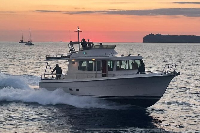 Private Full-Day Motor Yacht Cruise with Meal, Open Bar+Transfers - Price and value: what you’re really buying at about $2,232 per person