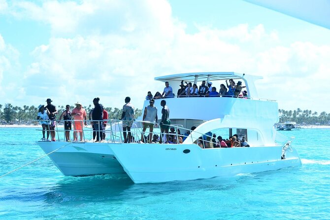 Private Party Boat Cruise: Sound System, Open Bar, Natural Pool - Quick hits before you book