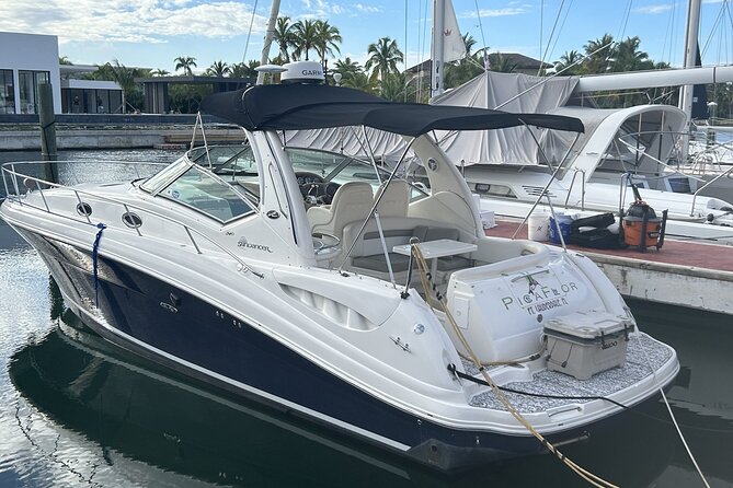 Private Yacht in Punta Cana, Unlimited Drinks and HipHop Music - The 3-Hour Route: Snorkeling, Dolphins Watching, Then Piscina Natural