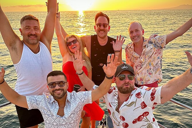 Puerto Vallarta: Gay Luxury Sunset Cruise with Premium Open Bar - Price and value: what $139.99 really covers for 3 hours