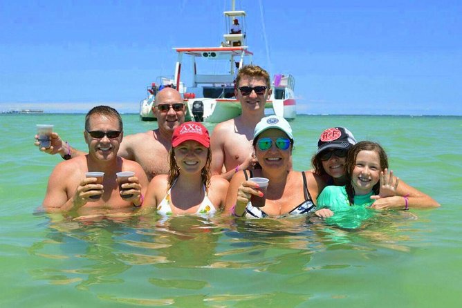 Punta Cana Booze Cruise with Snorkeling, Natural Pool & Open Bar - The Crew, Music, and Safety: Why Jose’s Team Feels Like the Difference