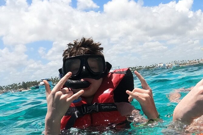 Punta Cana: Catamaran Tour, Reef Snorkeling and Unlimited Drinks! - Transportation reality: pickup can be fine, the return needs your attention