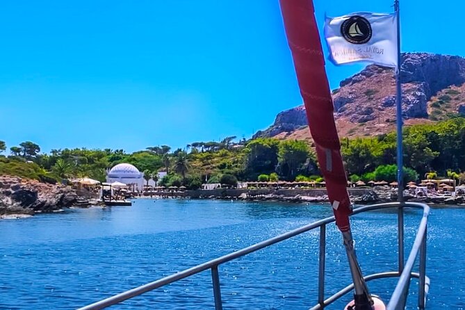 Sunset Cruise in Rhodes with unlimited drinks & snacks - The vibe on board: couples, chill time, and a not-crowded feel