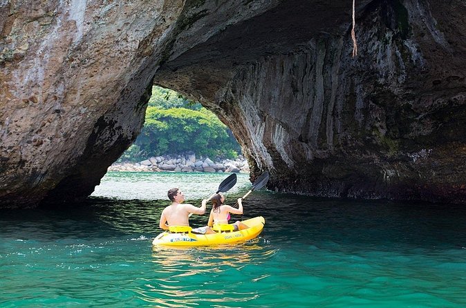 Tour Yelapas and Mahahuitas in Catamaran with Lunch and Open Bar! - Timing and Group Size: How This Feels in Real Life