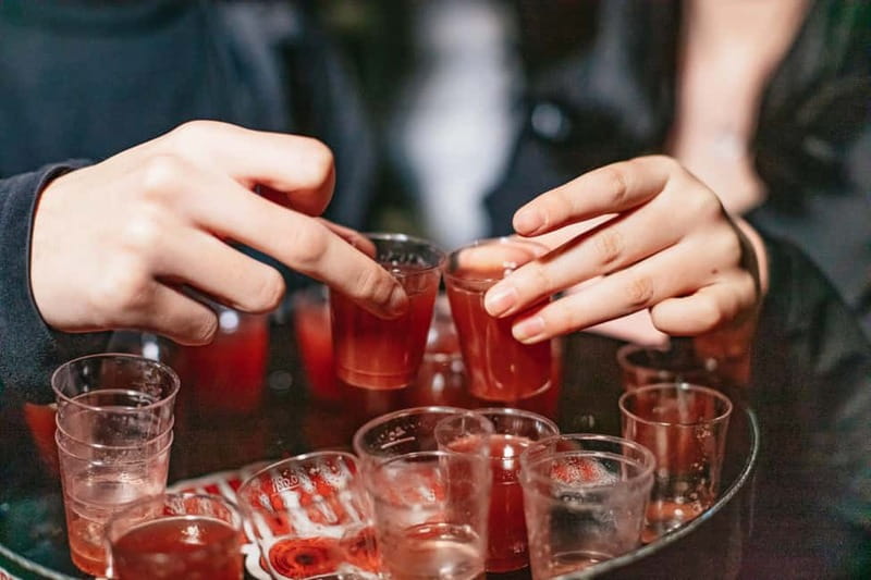 Warsaw: Pub Crawl with Optional 1-Hour Open Bar - Practical rules you should not ignore: dress, ID, and expectations