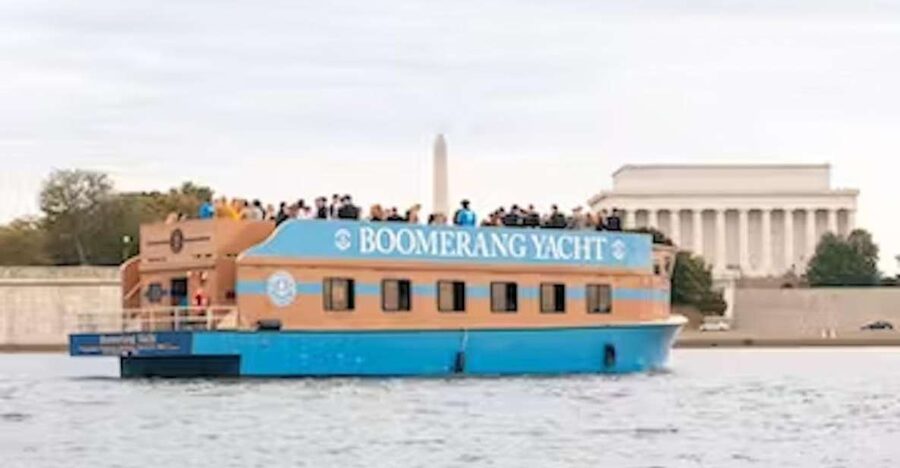 Washington, DC: Potomac River Yacht Cruise with Open Bar - The Music and Atmosphere: Where the Energy Comes From
