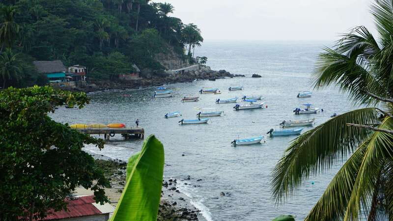 Yelapa: Catamaran Cruise with Lunch and Open Bar - On-board lunch and open bar: convenience, not fine dining